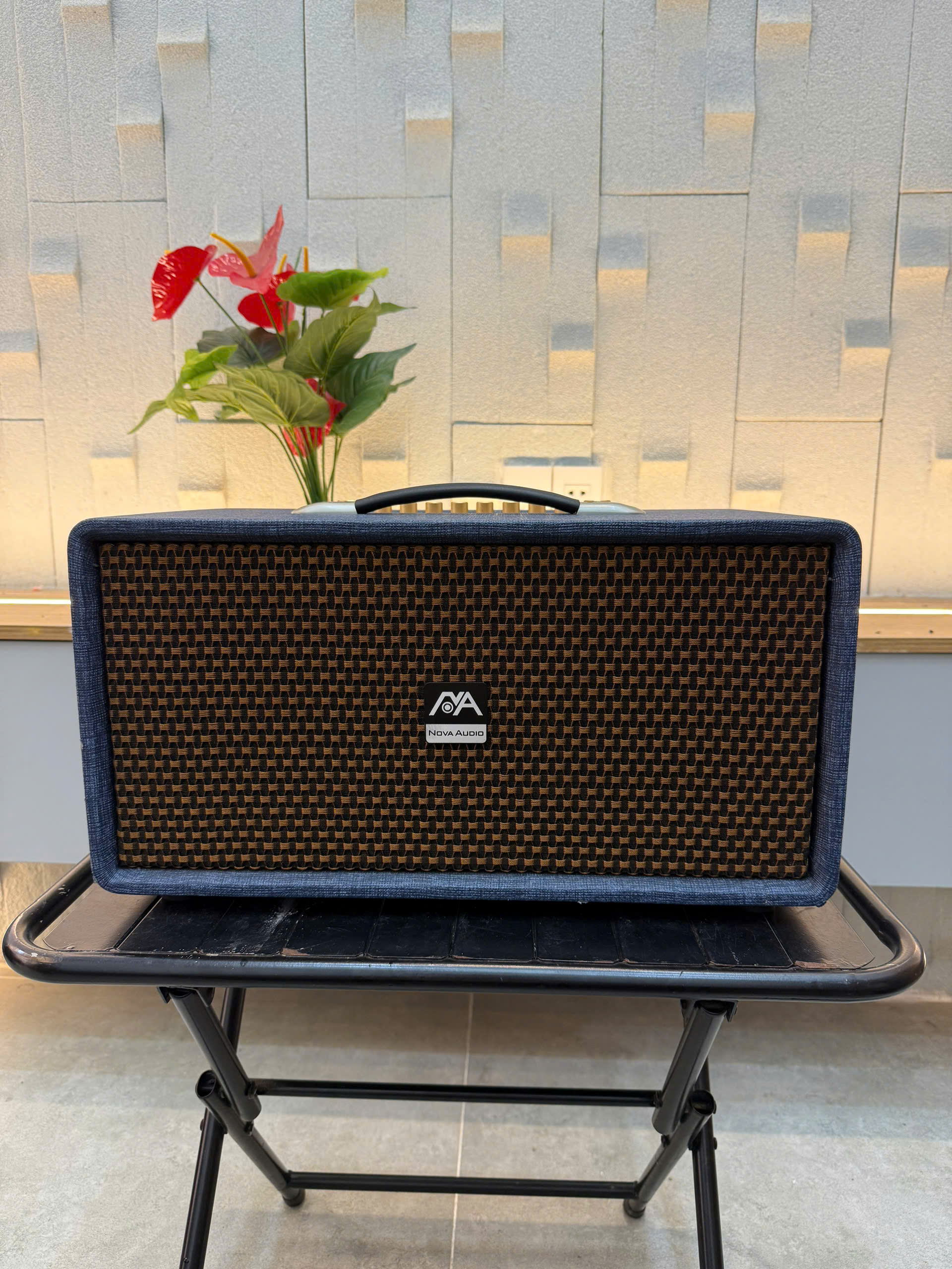 LOA XÁCH TAY NOVA-8386